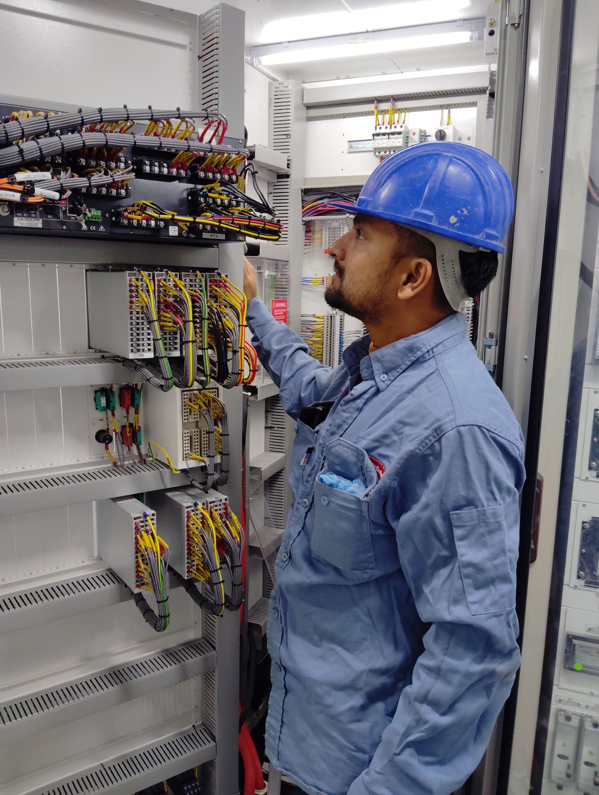 Verificação de uma instalação técnica e das suas ligações elétricas